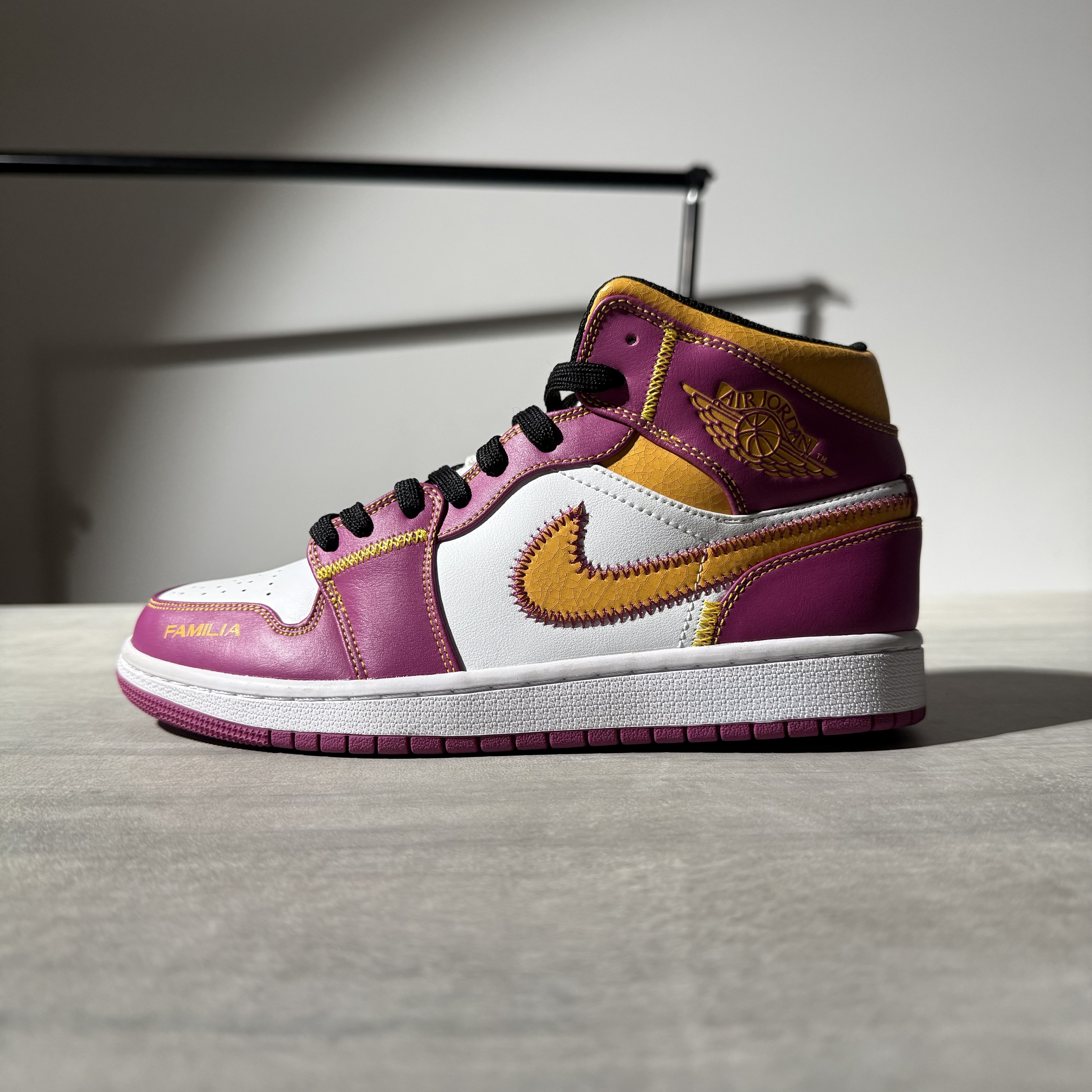 Jordan 1 Mid Día De Los Muertos