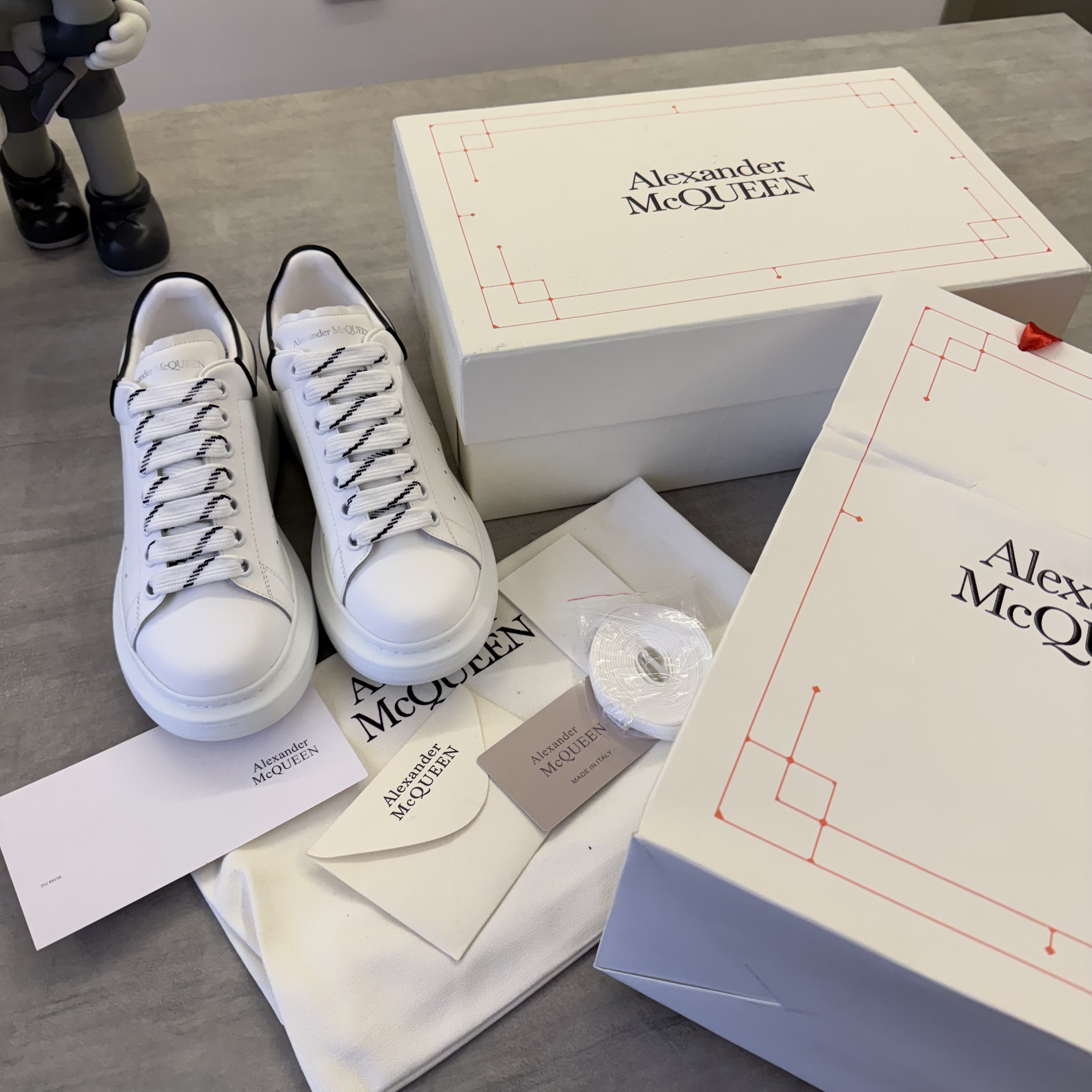 Imagen 4 de Alexander McQueen White Black Trim